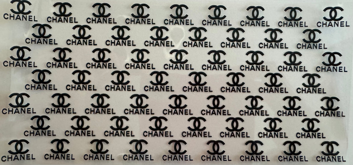 Chanel - W15
